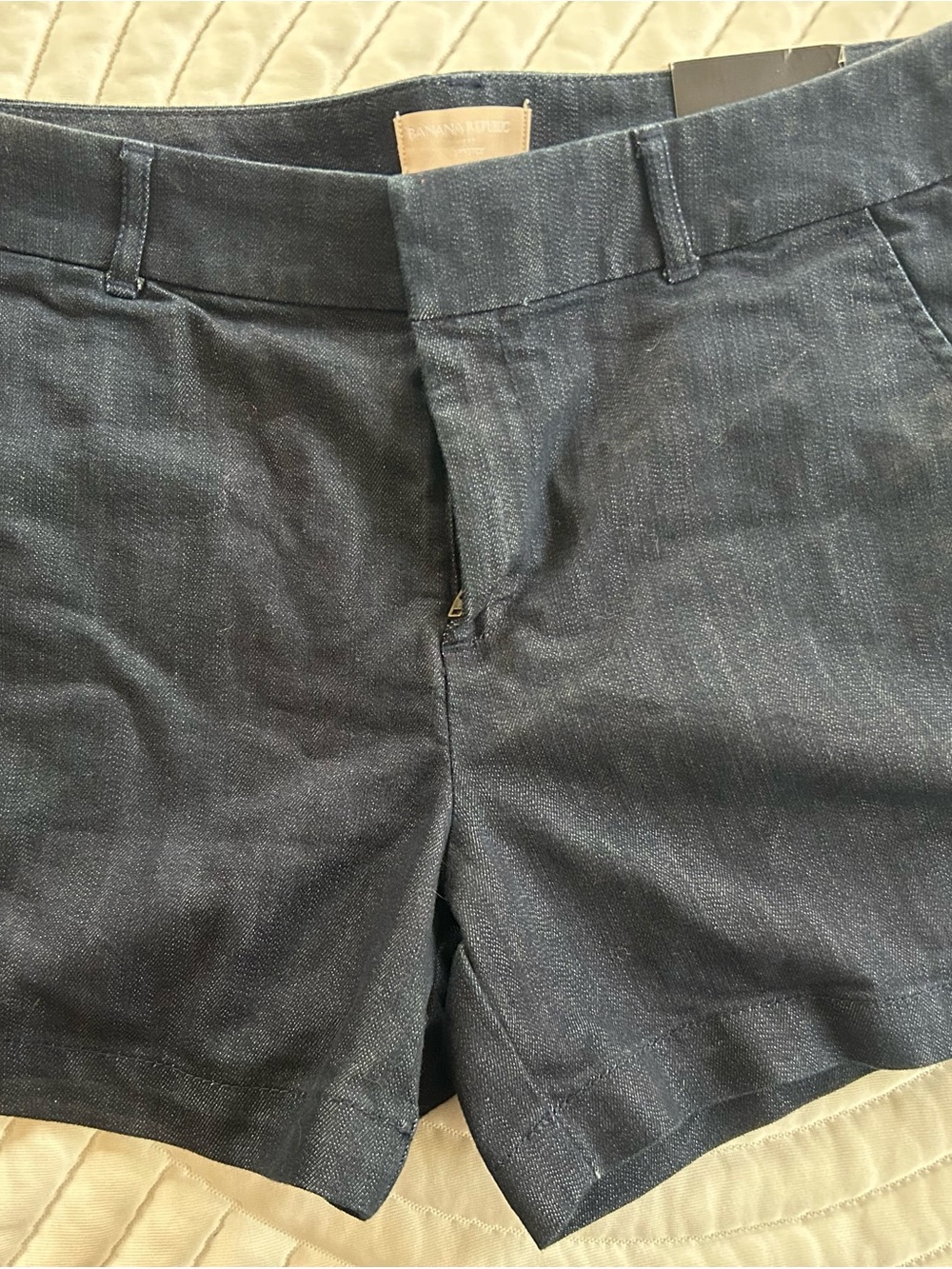 Banana Republic Women’s Flat Front Shorts Sz 12 NWT